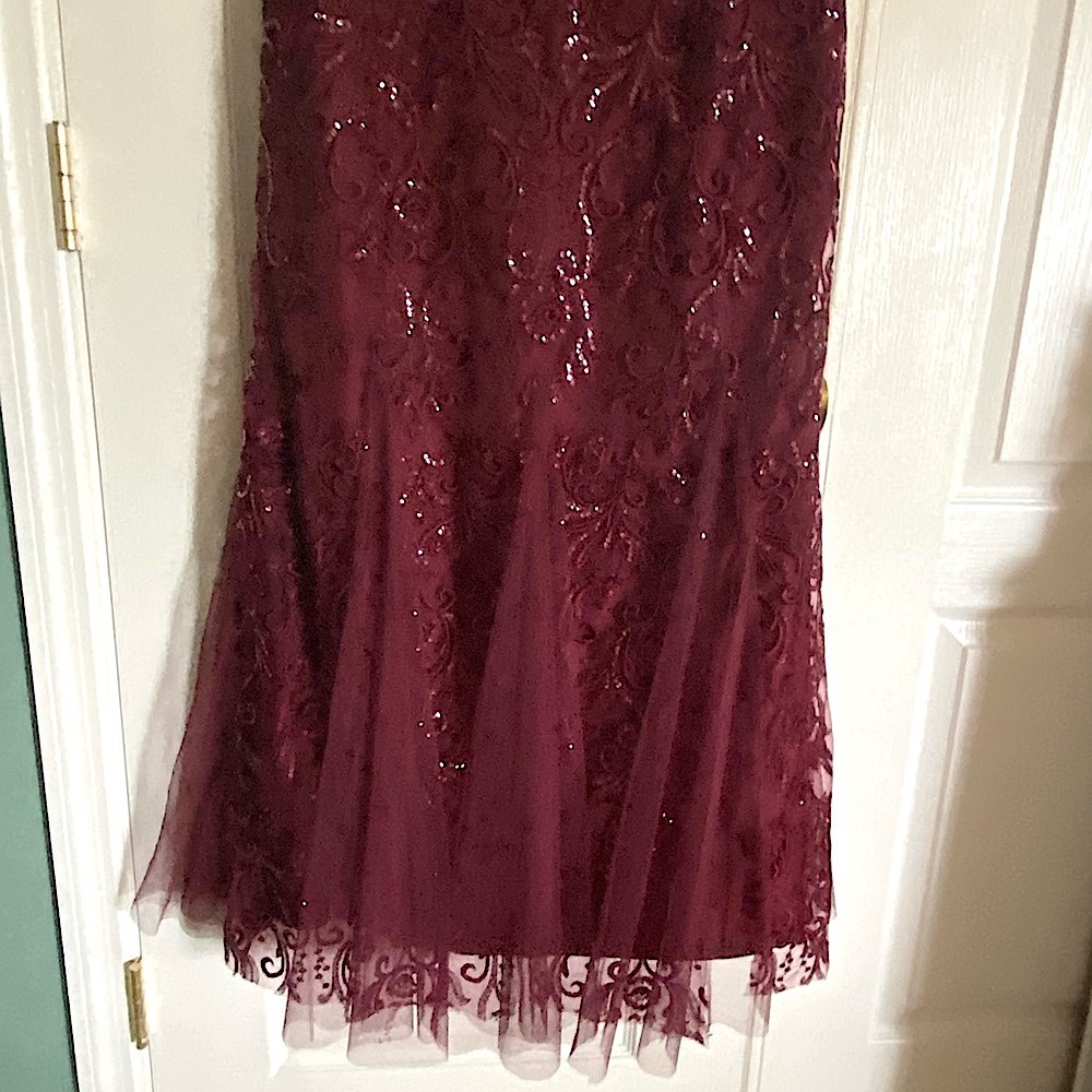 NWT JJ’s HOUSE Dress, Cabernet, Size 12, Size 14 - Picture 7 of 10